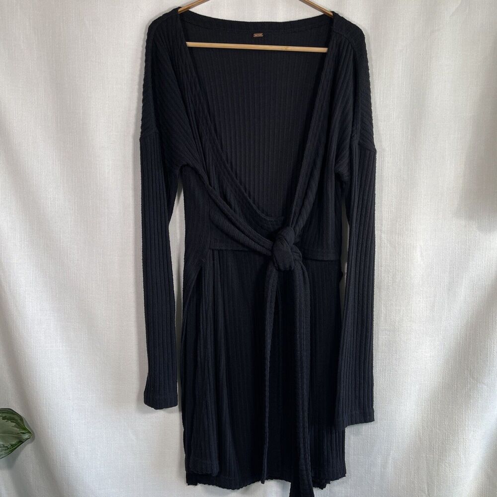 Free People Fall For You ribbed black long line long sleeve tunic wrap top - M